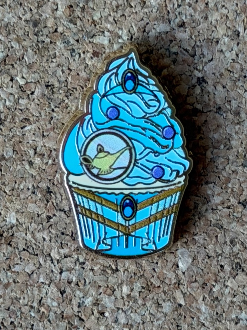 PALM Disney Princess Micro Cupcake Jasmine CHASER LE 100 GOLD (Pink à la Mode)